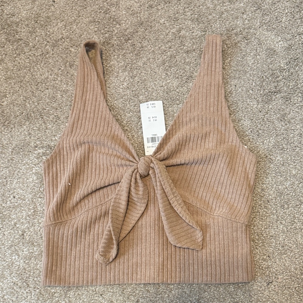 Abercrombie and fitch top